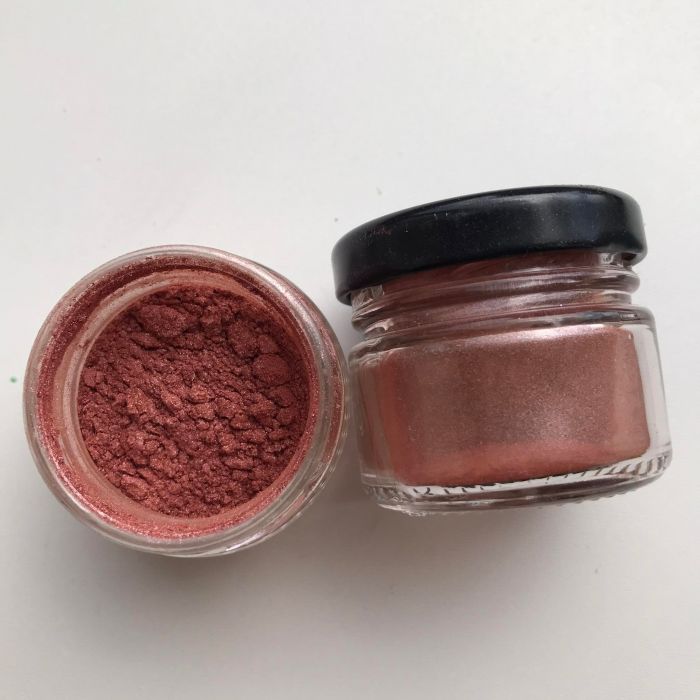 Пильна троянда